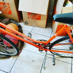 Schwinn Girls Varsity Bike