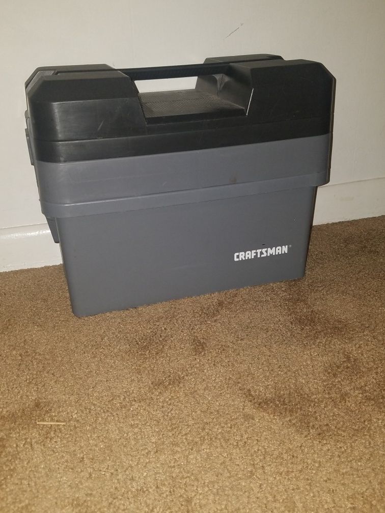 CRAFTSMAN TOOL BOX