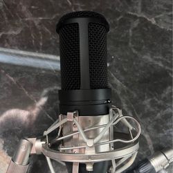 Condenser mic