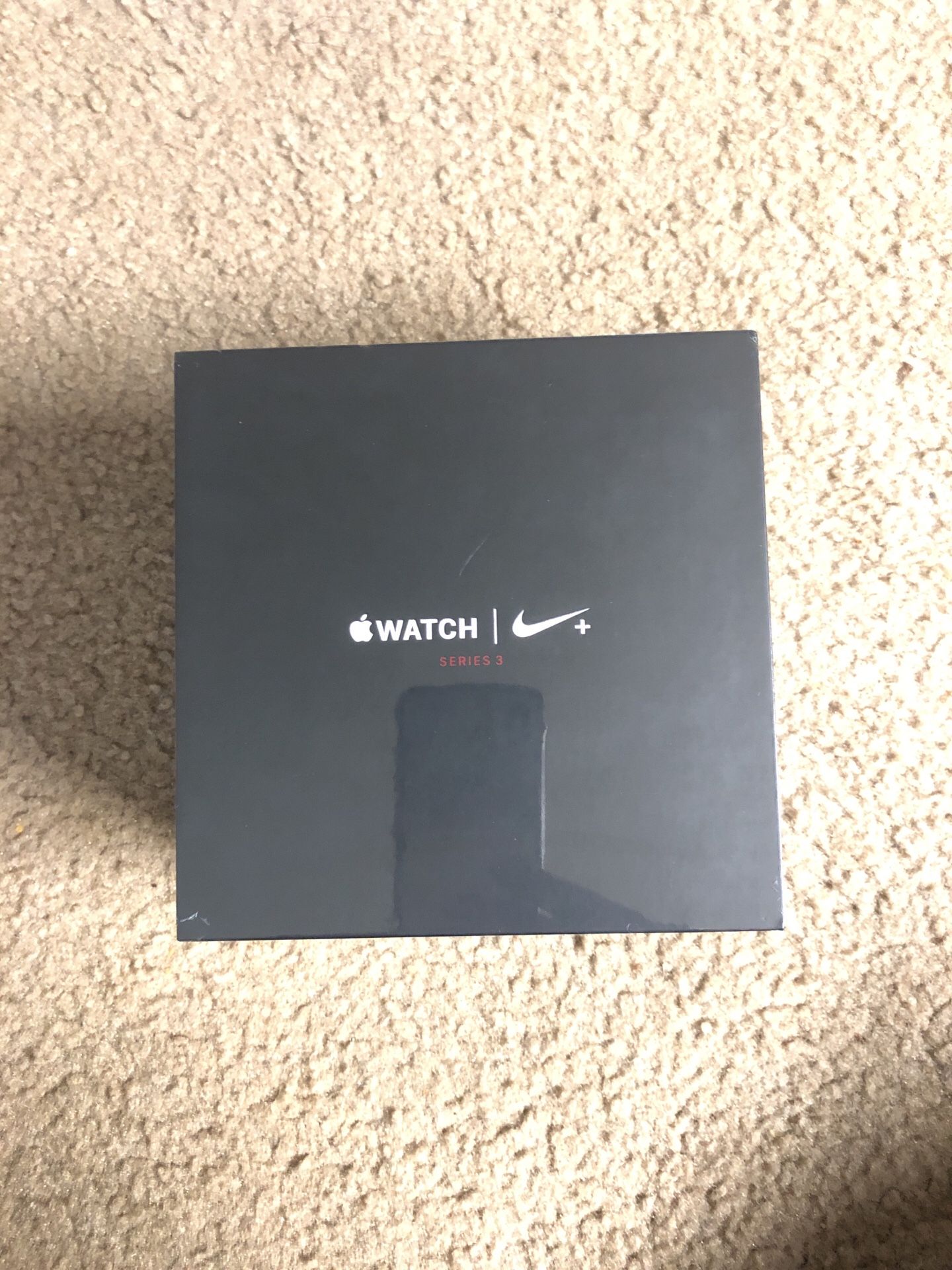 Apple Watch Nike+ Series 3 38mm GPS + Cellular Unlocked (Space