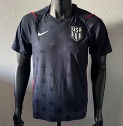 Soccer jersey USA World Cup 2026 size small and Medium available only