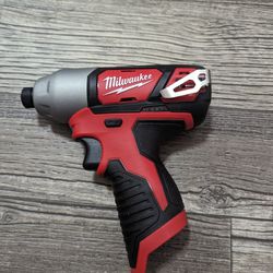 Milwaukee Impact And Drill Driver