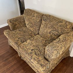 Love Seat 