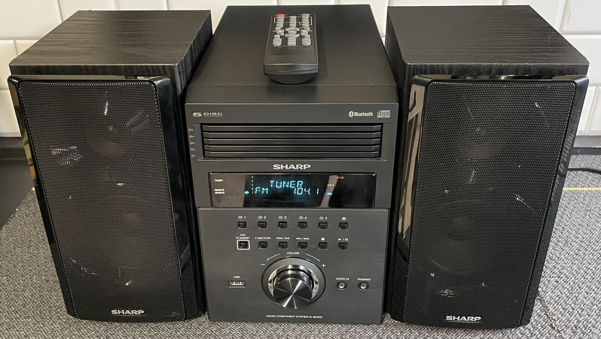 Sharp XL-BH250 Bluetooth 5 CD Changer Stereo