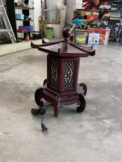 Antique Vintage Rose Wood Lamp