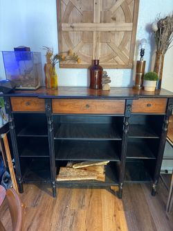 NEED GONE ASAP !!!! Cabinet / bookcase / shelf / console table