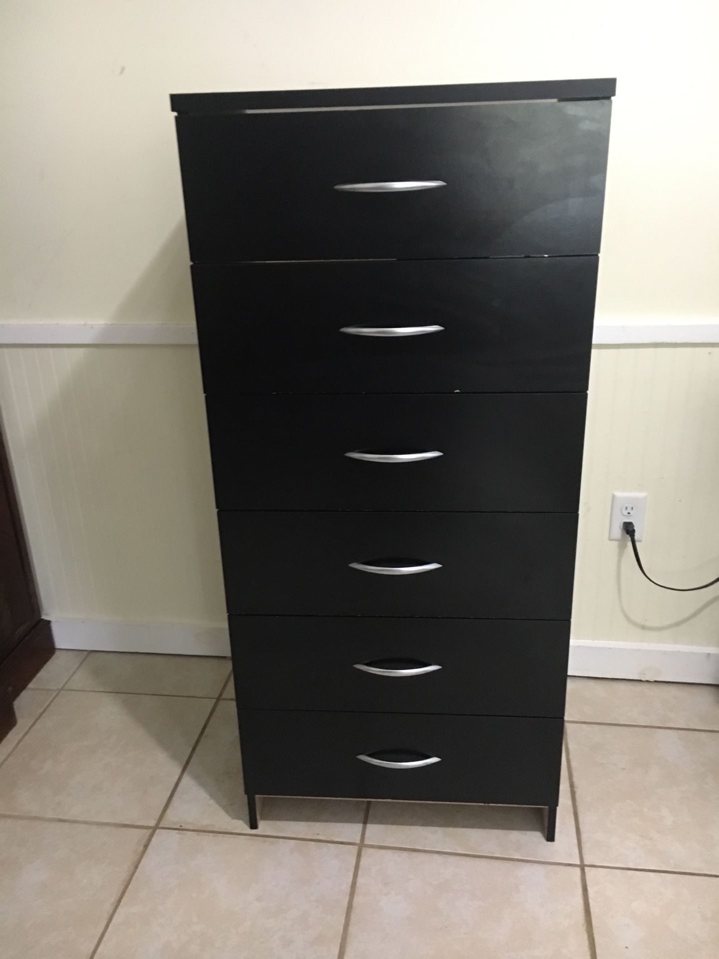 6 drawers dresser