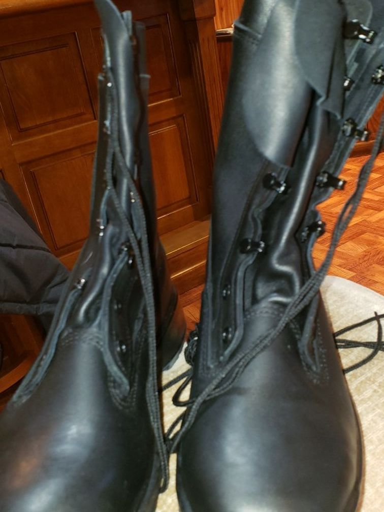 MILITARY BOOTS