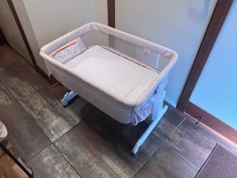 Baby Gap Bedside Bassinet