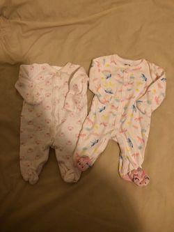 Carter’s girls onesies (size newborn)