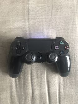 PS4 Controller