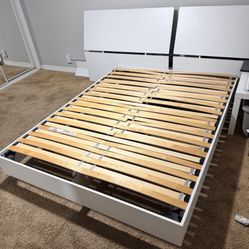 QUEEN SIZE BED FRAME Moving Sales