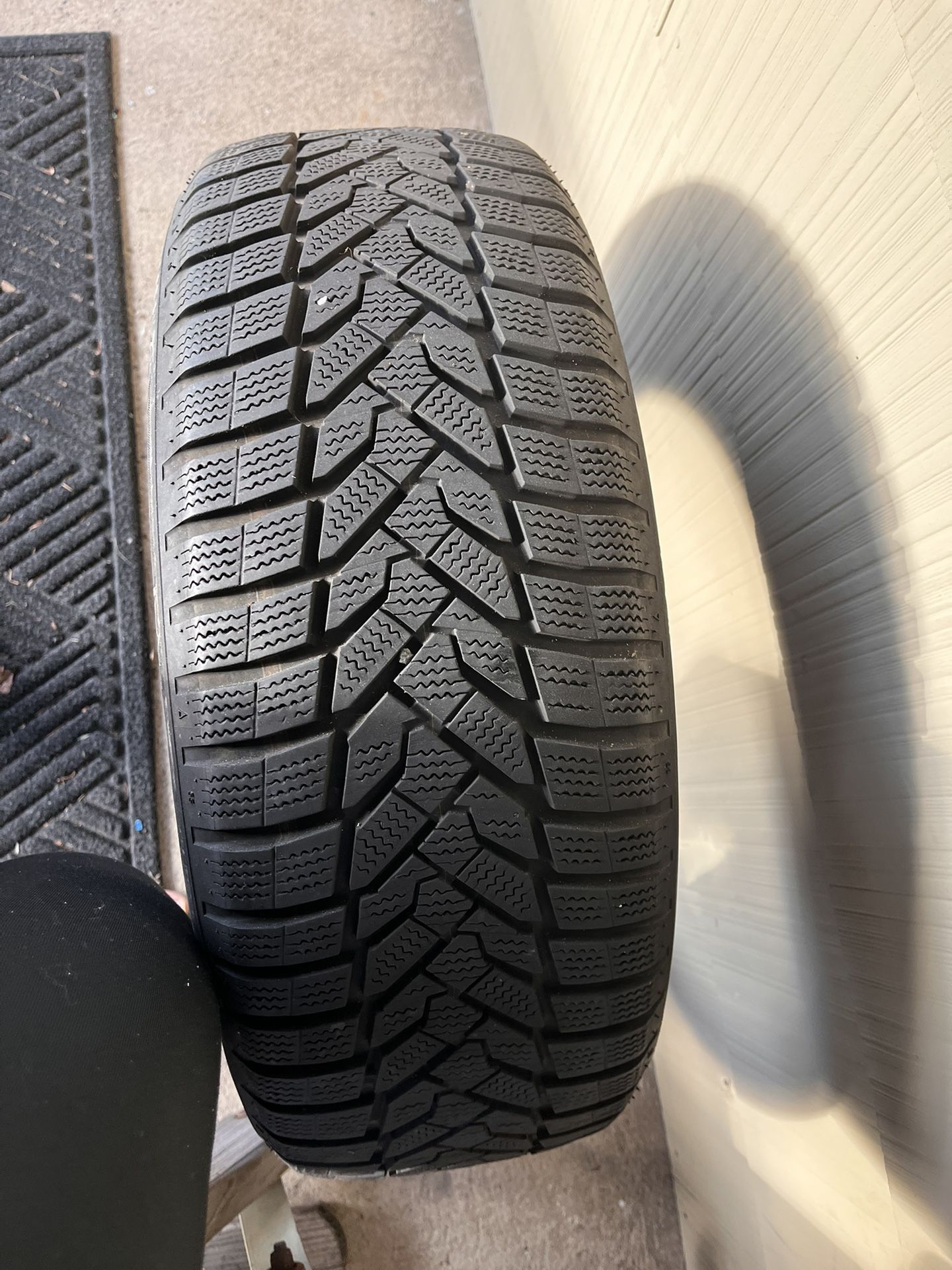 16β Winter Tires (Nexen Winguard Sport 2 205/55R16 91H)