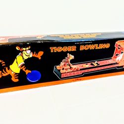 Vintage Disneyland Tiger Bowling Collection Game