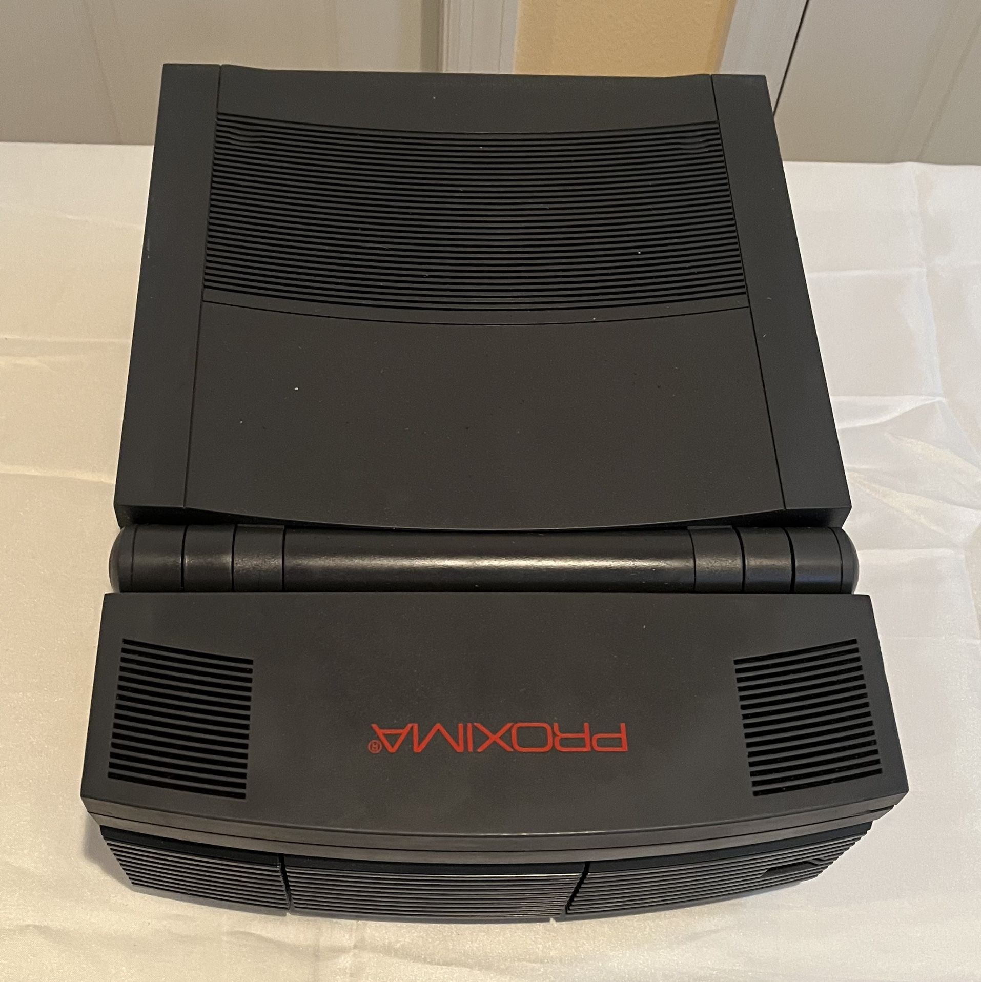 Próxima Desktop Projector 2810