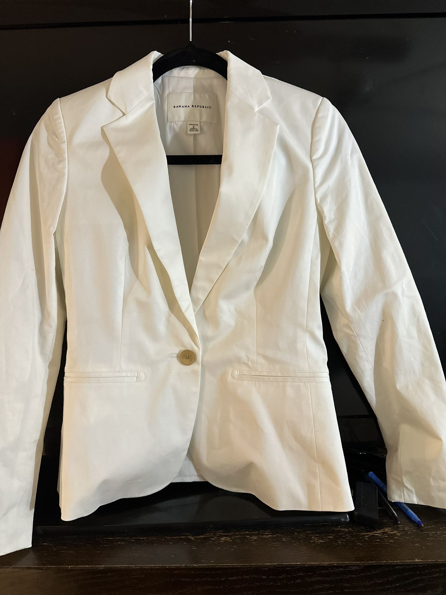 Banana Republic White Blazer For Sale