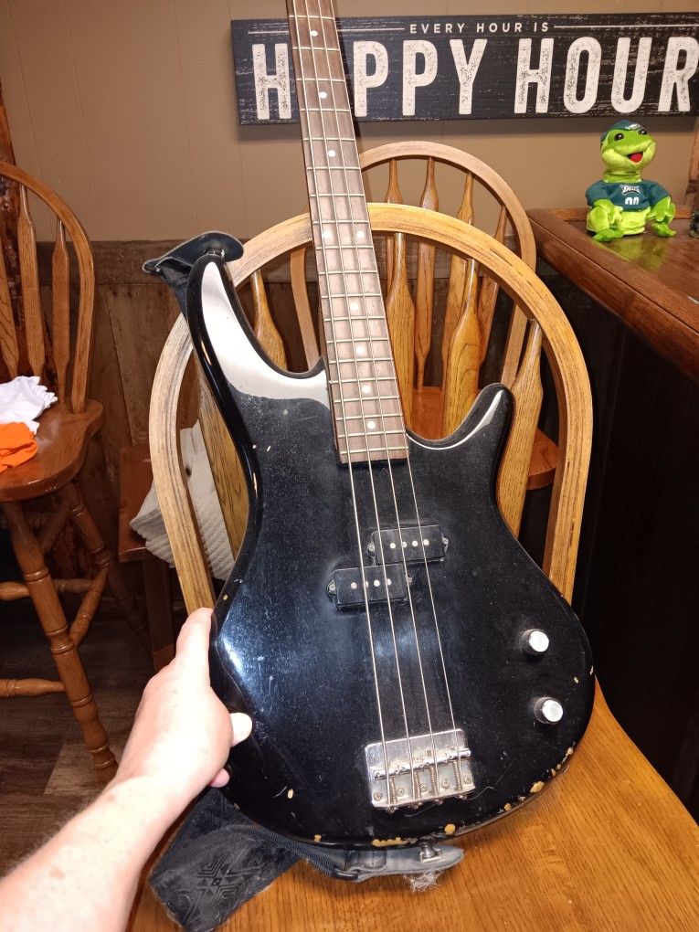 Ibanez Gio Electric Bass Guitar