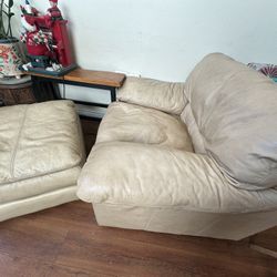 Couch And Foot Rest Ottoman 