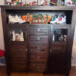NFM Hutch All Wood