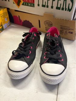 Women’s Shoes Size 5