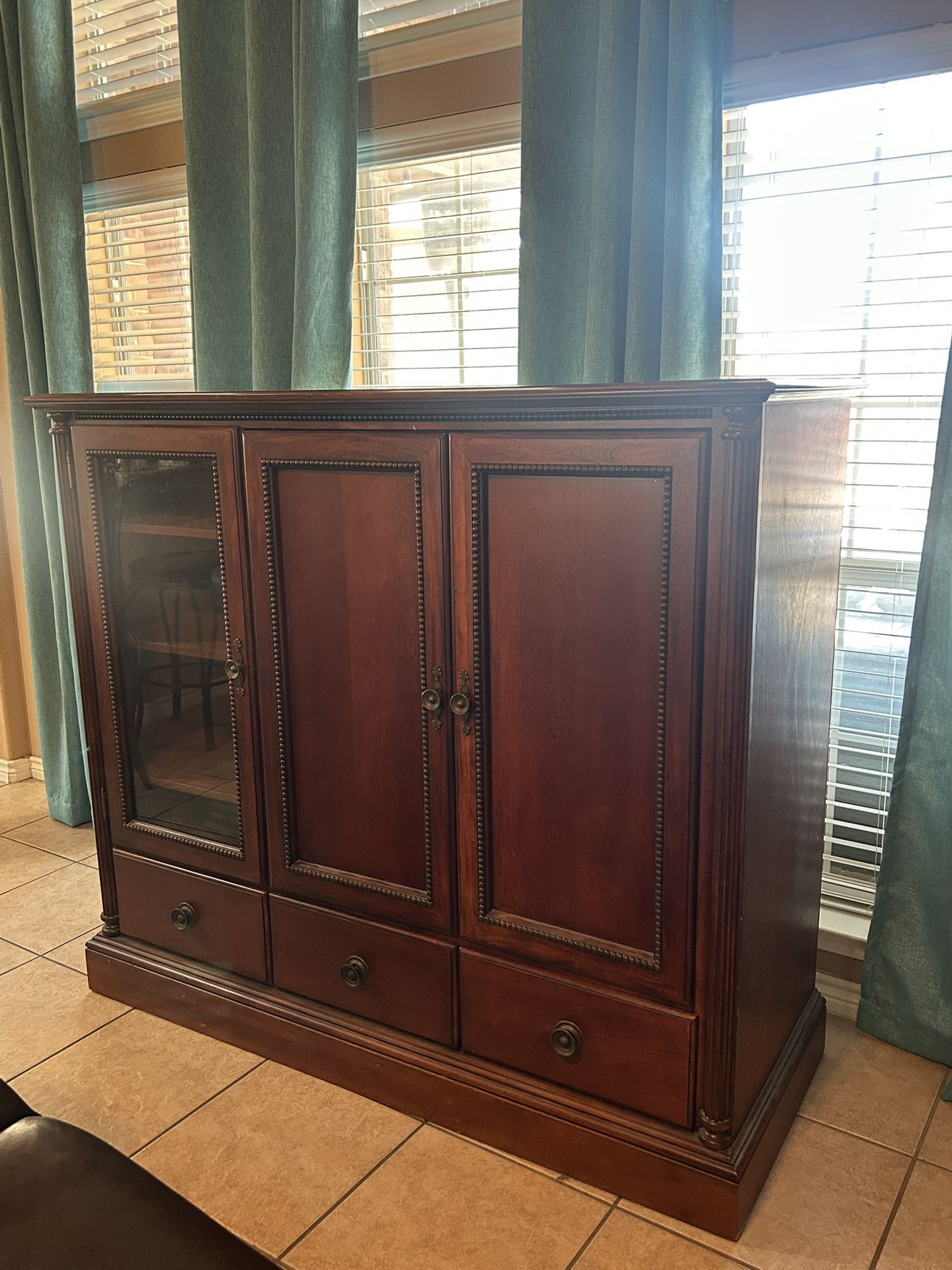 *FREE* Media Stand in need of new home!