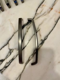 27 Brushed Oil Rubber Bronze Cabinet Handles /Pulls