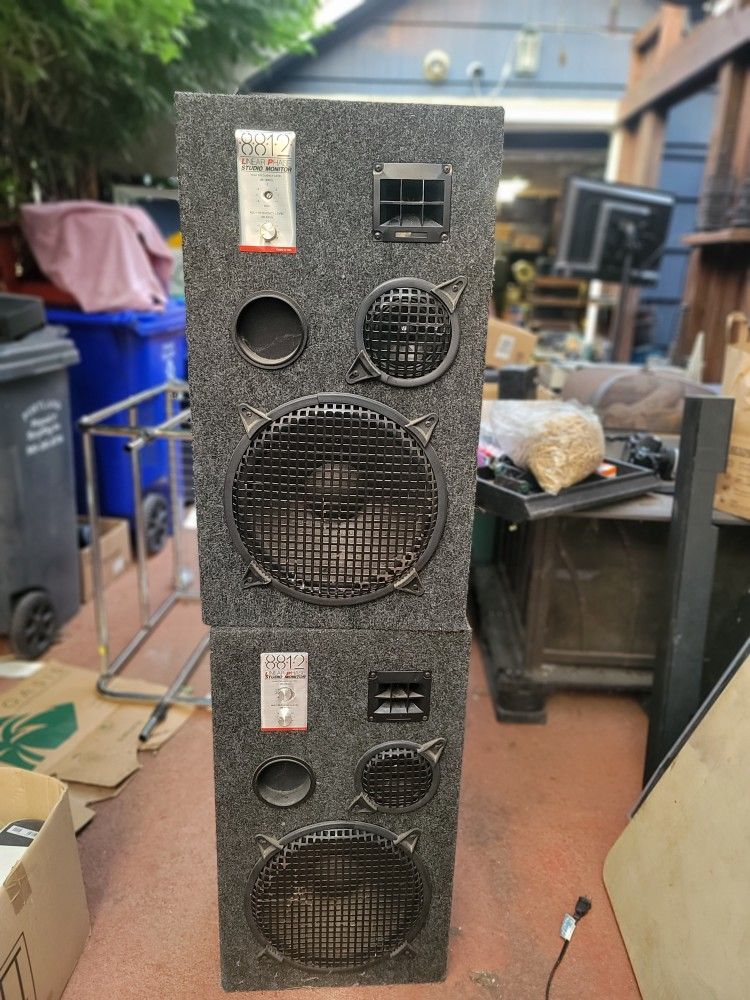 Stereo And Computer Speakers. Subwoofers And Sound Bars