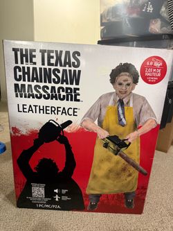 Brand new Texas chainsaw massacre Leatherface animatronic