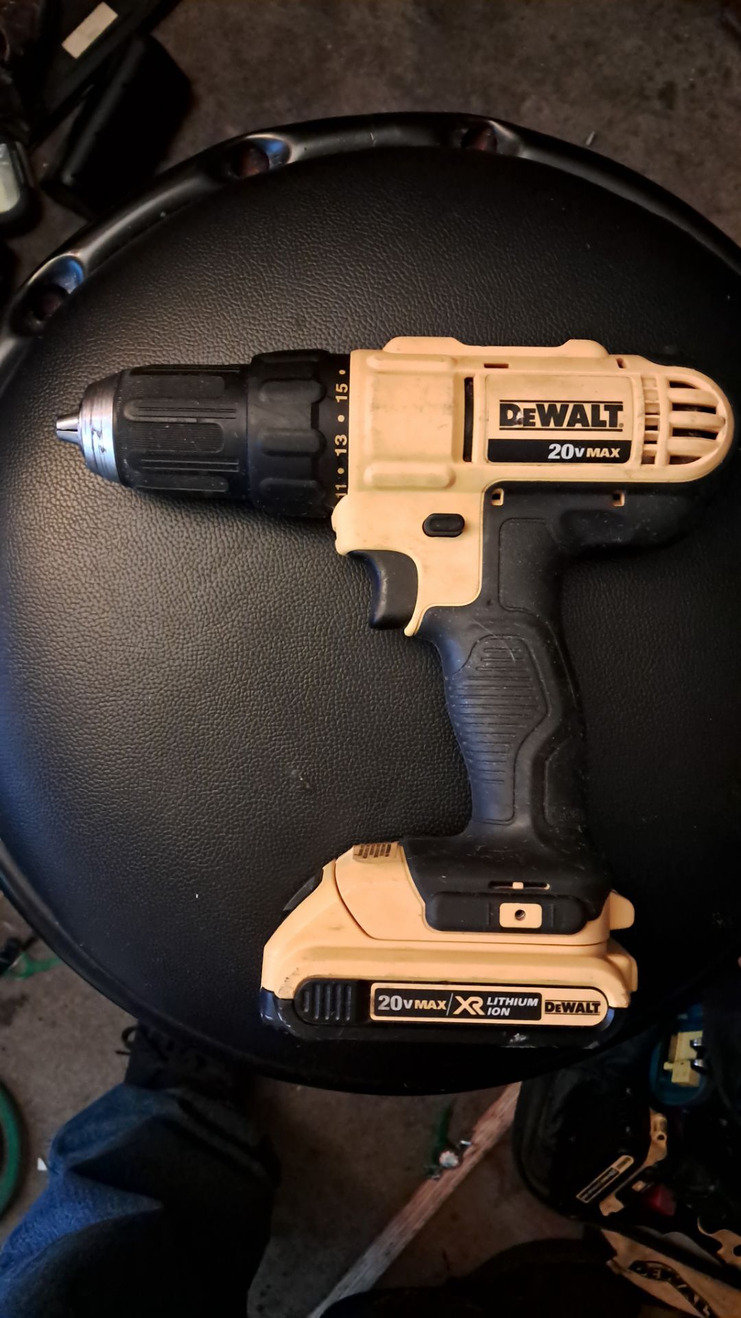 Dewault 20v max drill with (20v max cr lithioum ion battery) and a 1/4 cordless impact driver with a (20v max XR lithiom ion battery. DCF885