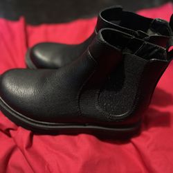 Cat And Jack Girl Boots Size 1 Used Once 