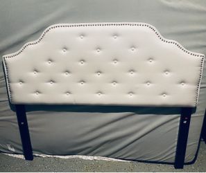 Queen Upholstered Button-tufted headboard with Silver Nailhead Trim (white, height adjustable)
