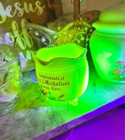 Antique 1900 Uranium Custard Glass Souvenir Creamer - Georgia Pattern
