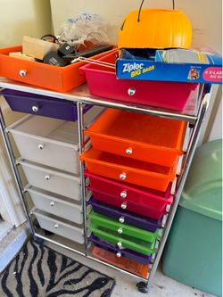 Cabinet organizer