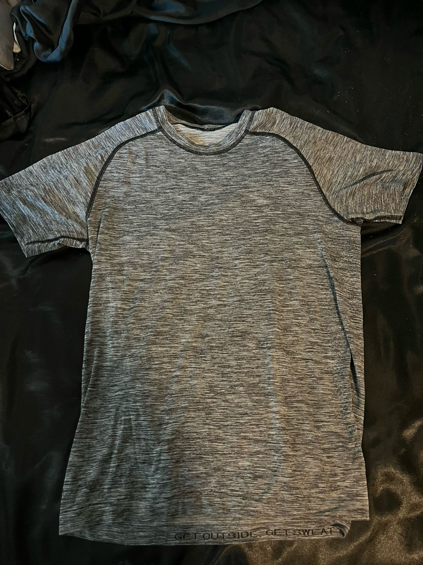 Lululemon Shirt (small)