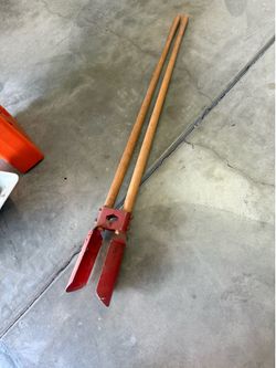 Post hole digger