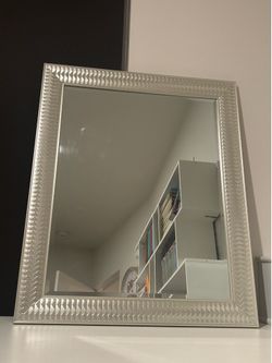 Silver Framed Wall Mirror 22” x 28”