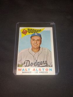 Vintage Old 1960 LA Dodgers - Walt Alston Baseball Card - Topps #212 - in good condition