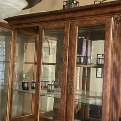 Huge China Hutch Must Pick Up