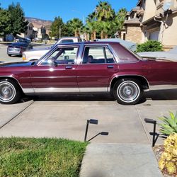 1990 Ford Ltd Crown Victoria