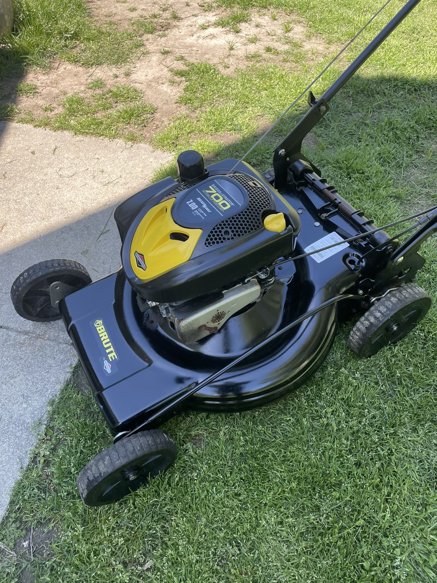 Lawn Mower Brute 22”Cut/Self Propelled/Rear Drive (No Bag) for Sale in