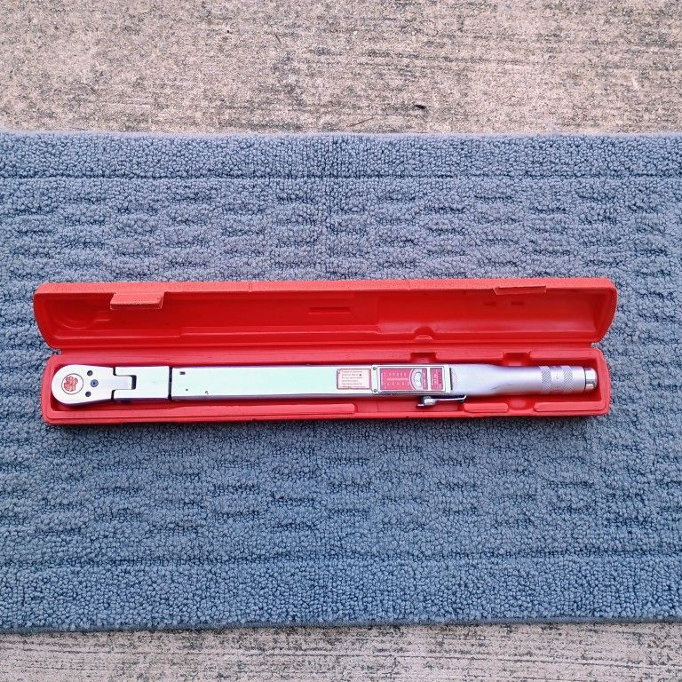 Snap-On 1/2" torque wrench TQFR 250C 50-250 Lbs range