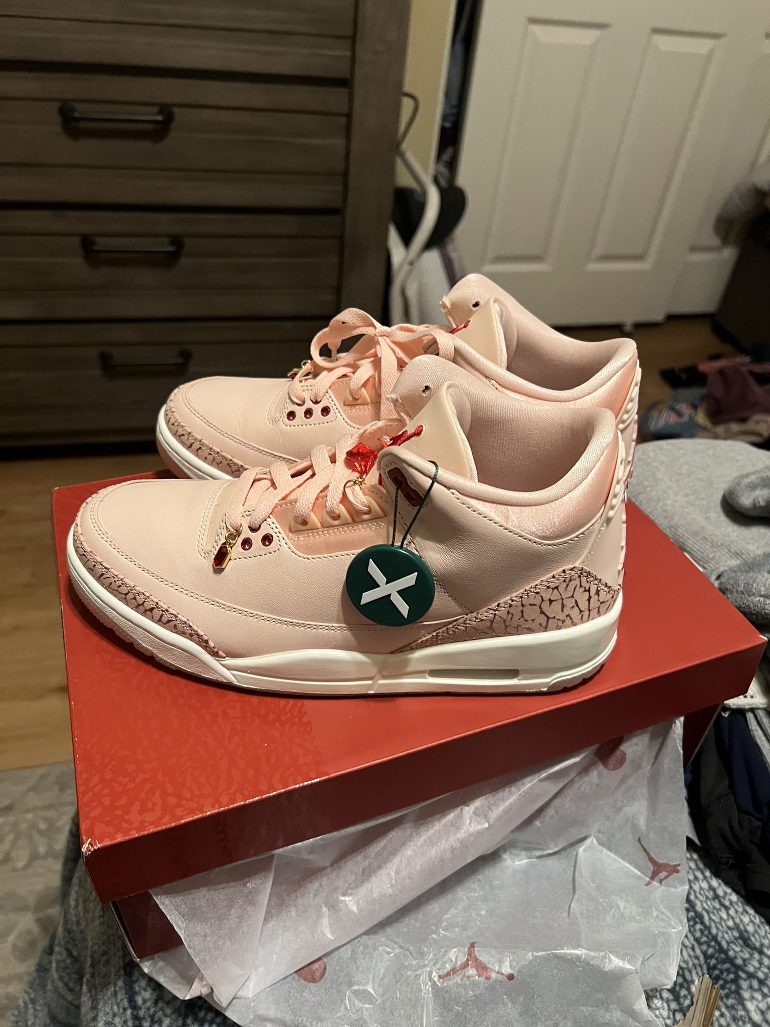 Women’s Air Jordan 3 Retro Size 9.5
