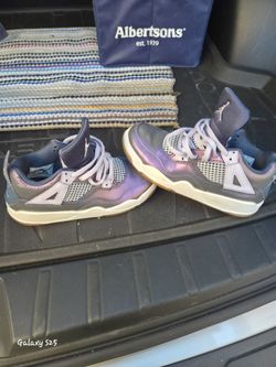Air Jordan 4 Retro