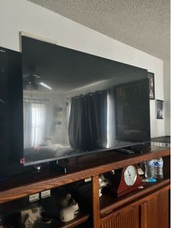 Samsung 43” Crystal UHD 4K Smart TV