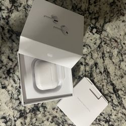 Apple AirPods Pro Gen 2 