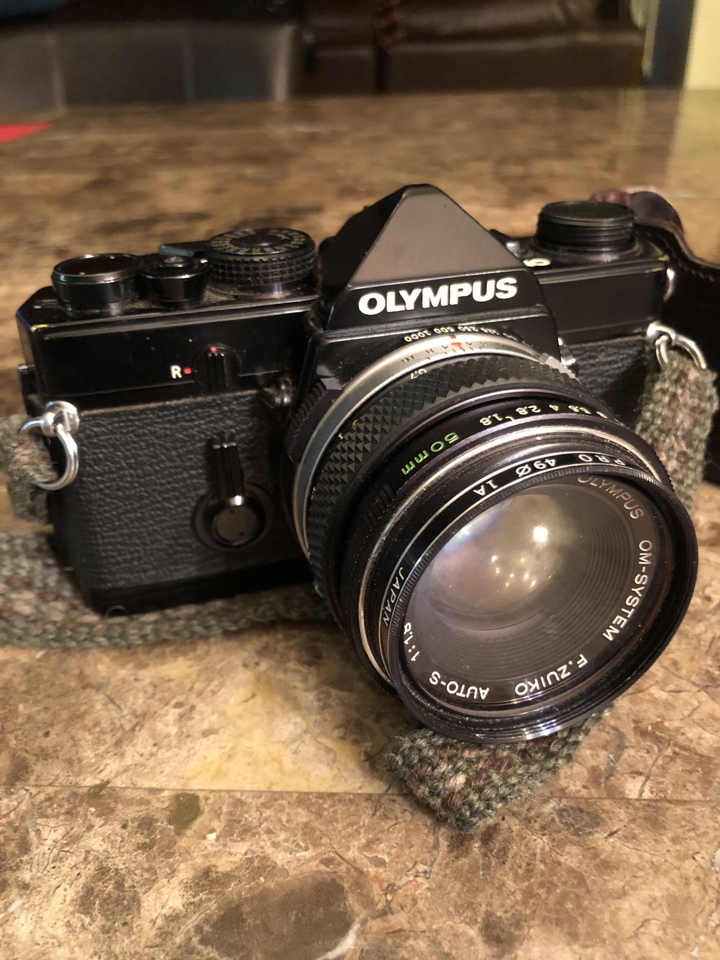 Olympus OM-1 35mm SLR Film Camera, Perfect for student photography class