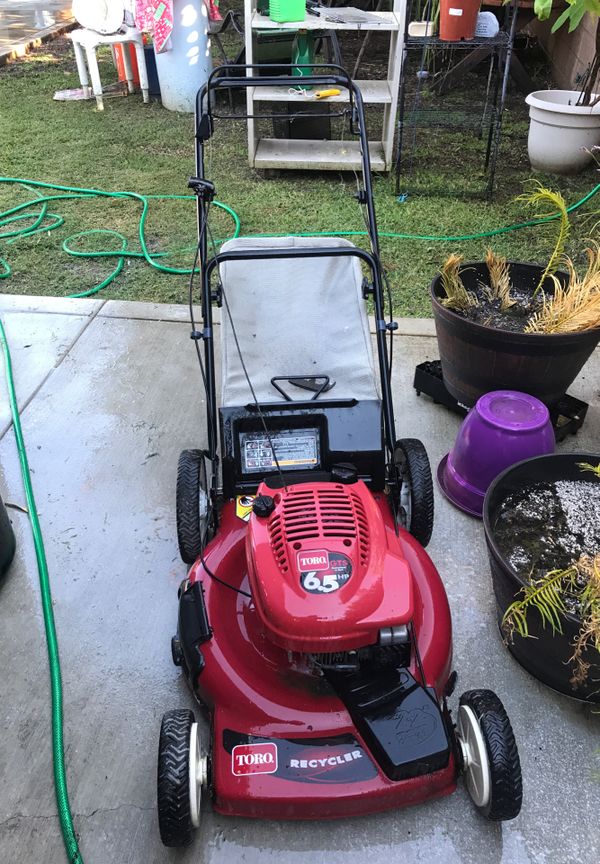 Selling toro lawnmower for Sale in Temple City, CA OfferUp