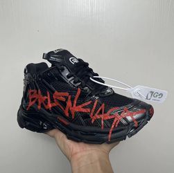 Balenciaga runners
