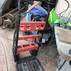 Milwaukee Pack Out Cart 