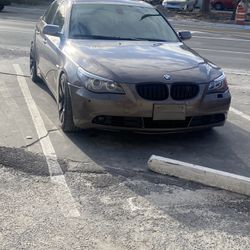 2004 BMW 530i